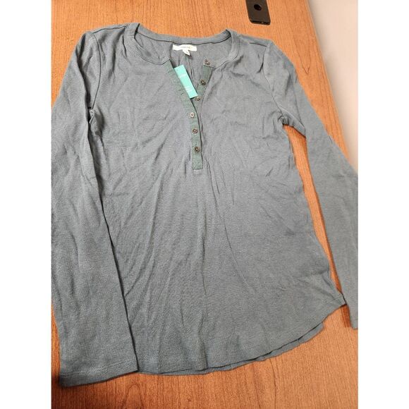 NWT Maurices Henley Long Sleeve Tee MEDIUM sage green (L) - Picture 1 of 5